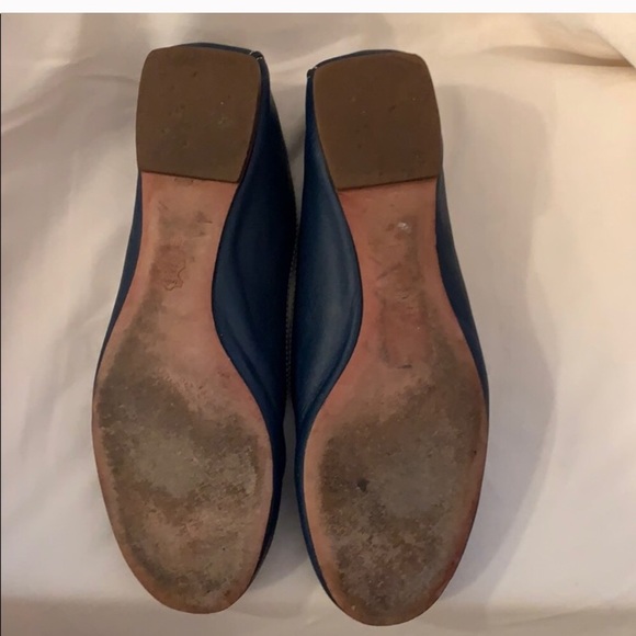 Tory Burch flats in great condition. - Picture 1 of 3
